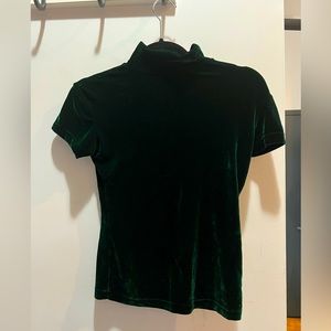 Vintage emerald velvet henri bendel turtleneck